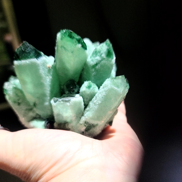 Tektite pillar Green&white crystal cluster LARGE size - Picture 5 of 8
